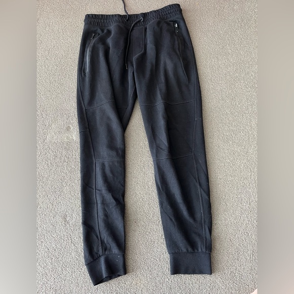 H & M joggers black small fits size 32 to 34 - Picture 1 of 5
